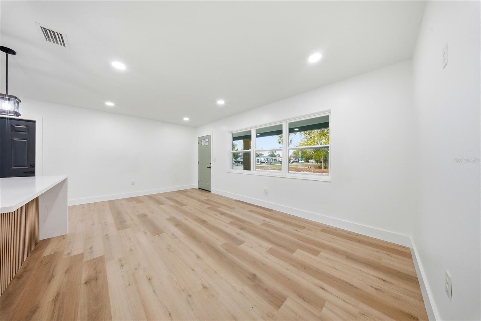 4327 59 ST N, ST PETERSBURG, FL, 33709