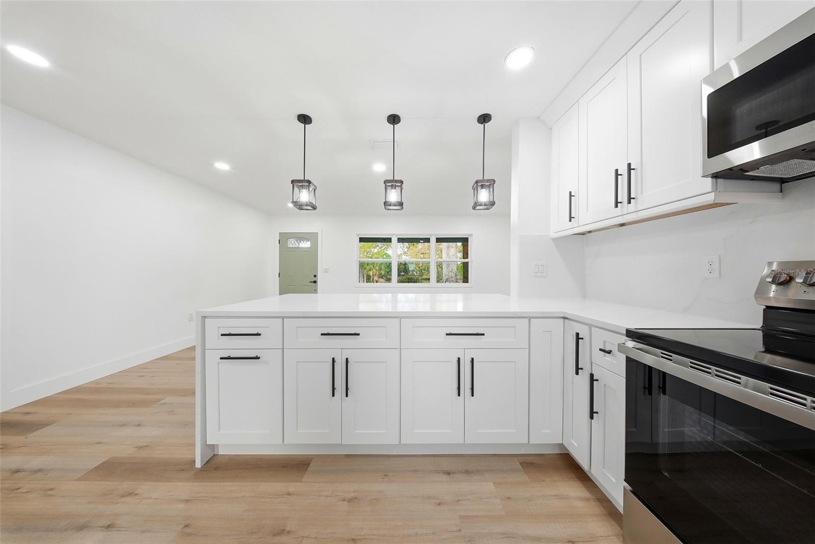 4327 59 ST N, ST PETERSBURG, FL, 33709