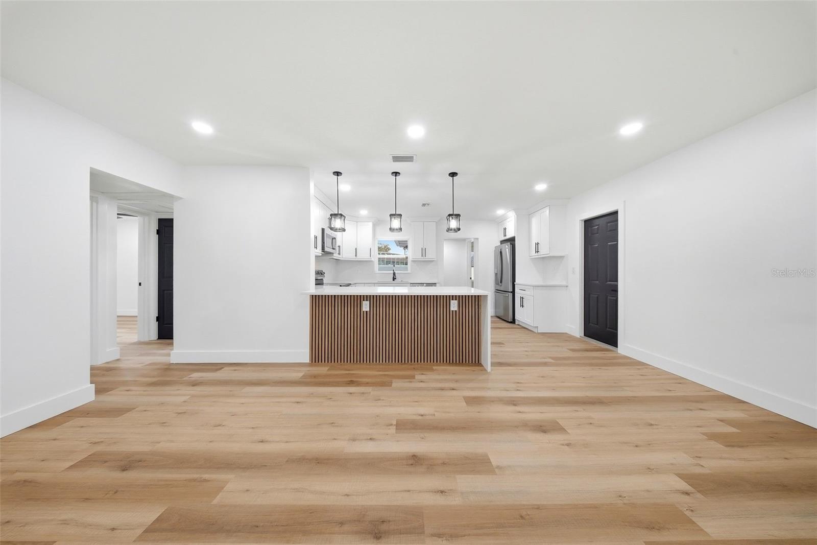 4327 59 ST N, ST PETERSBURG, FL, 33709