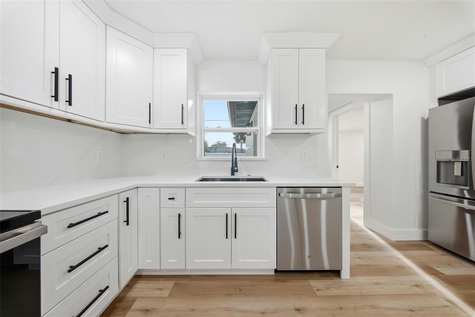 4327 59 ST N, ST PETERSBURG, FL, 33709