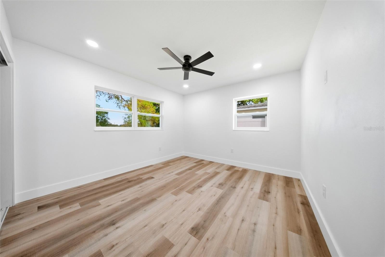 4327 59 ST N, ST PETERSBURG, FL, 33709