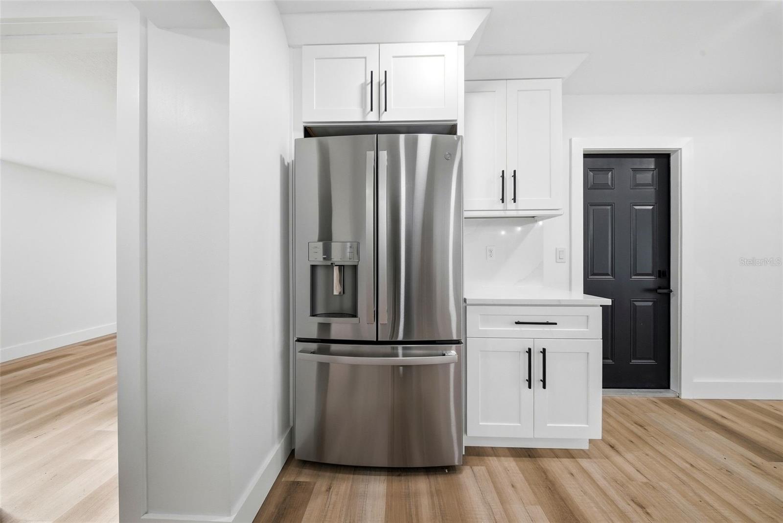 4327 59 ST N, ST PETERSBURG, FL, 33709