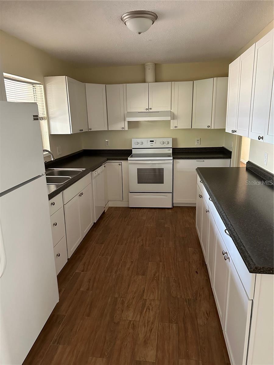 1461 OVERCASH DR, DUNEDIN, FL, 34698