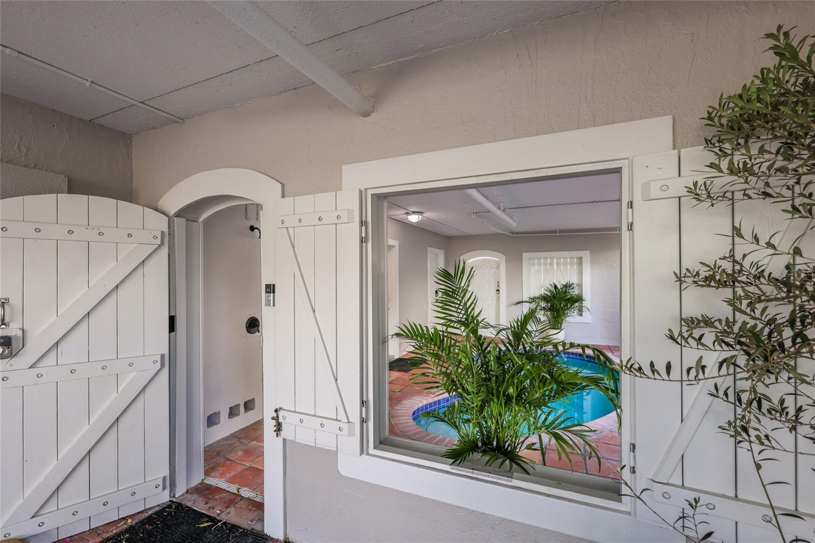 2412 AVENUE B, BRADENTON BEACH, FL, 34217