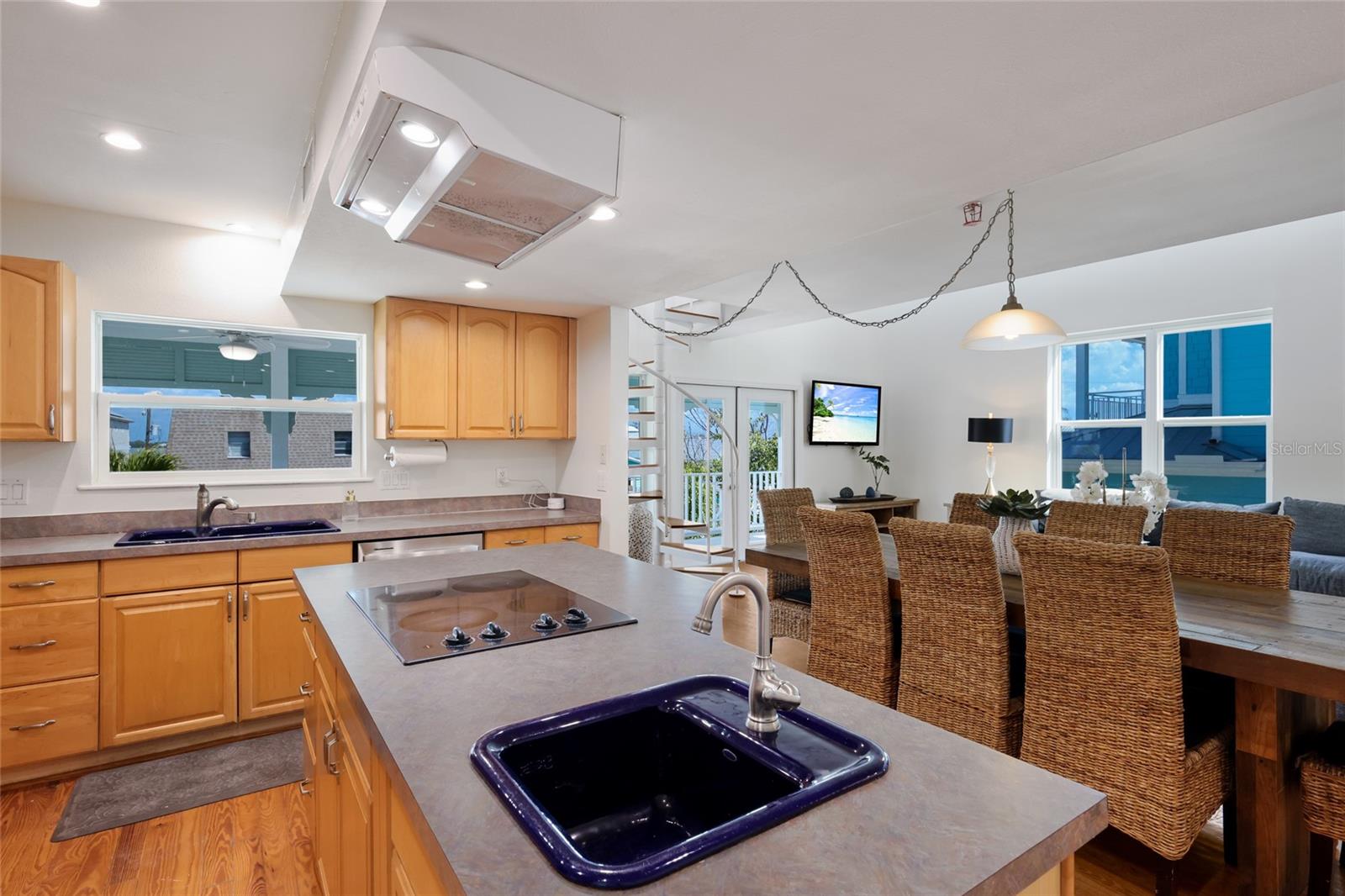 2412 AVENUE B, BRADENTON BEACH, FL, 34217