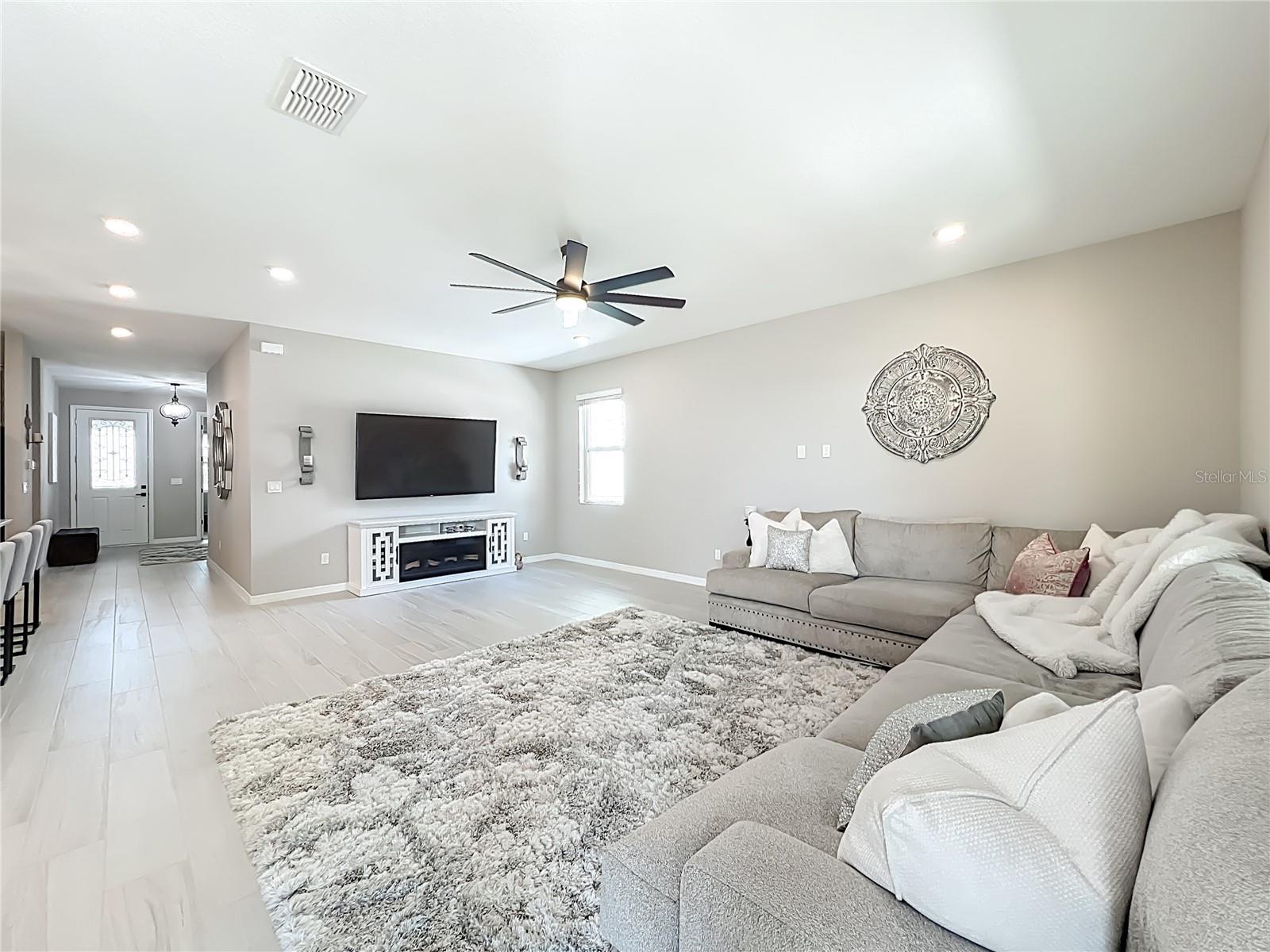 2174 GOLD DUST DR, MINNEOLA, FL, 34715