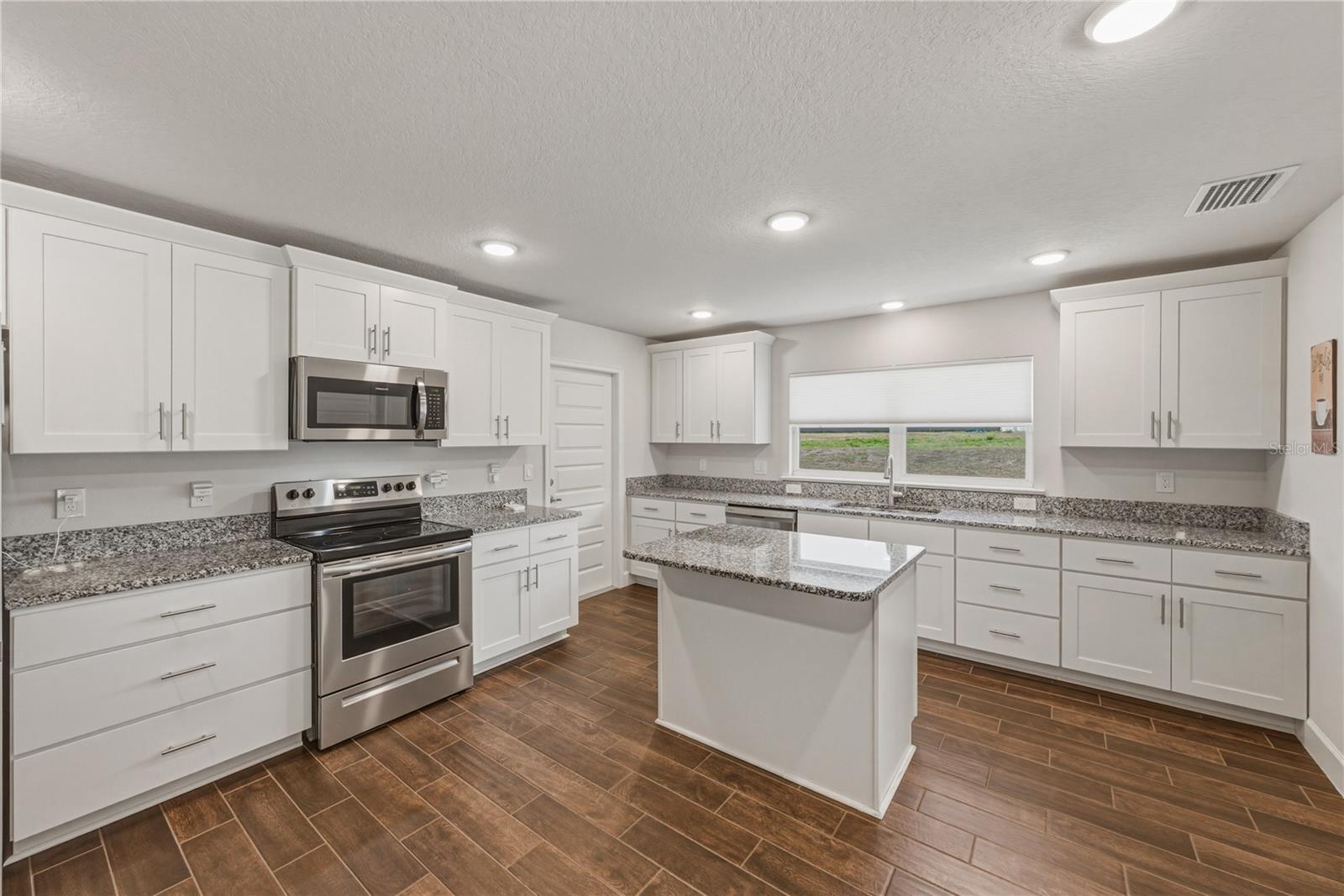 41049 STANTON HALL DR, DADE CITY, FL, 33525