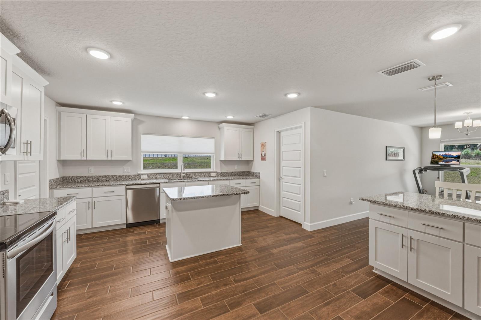 41049 STANTON HALL DR, DADE CITY, FL, 33525