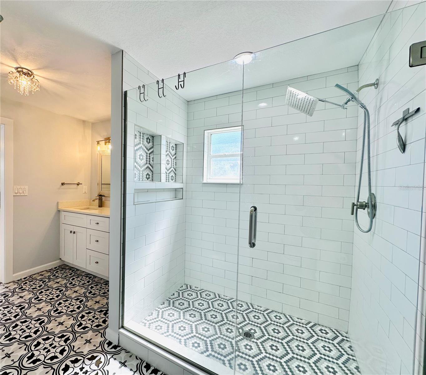 391 FLORAL DR, WINTER GARDEN, FL, 34787