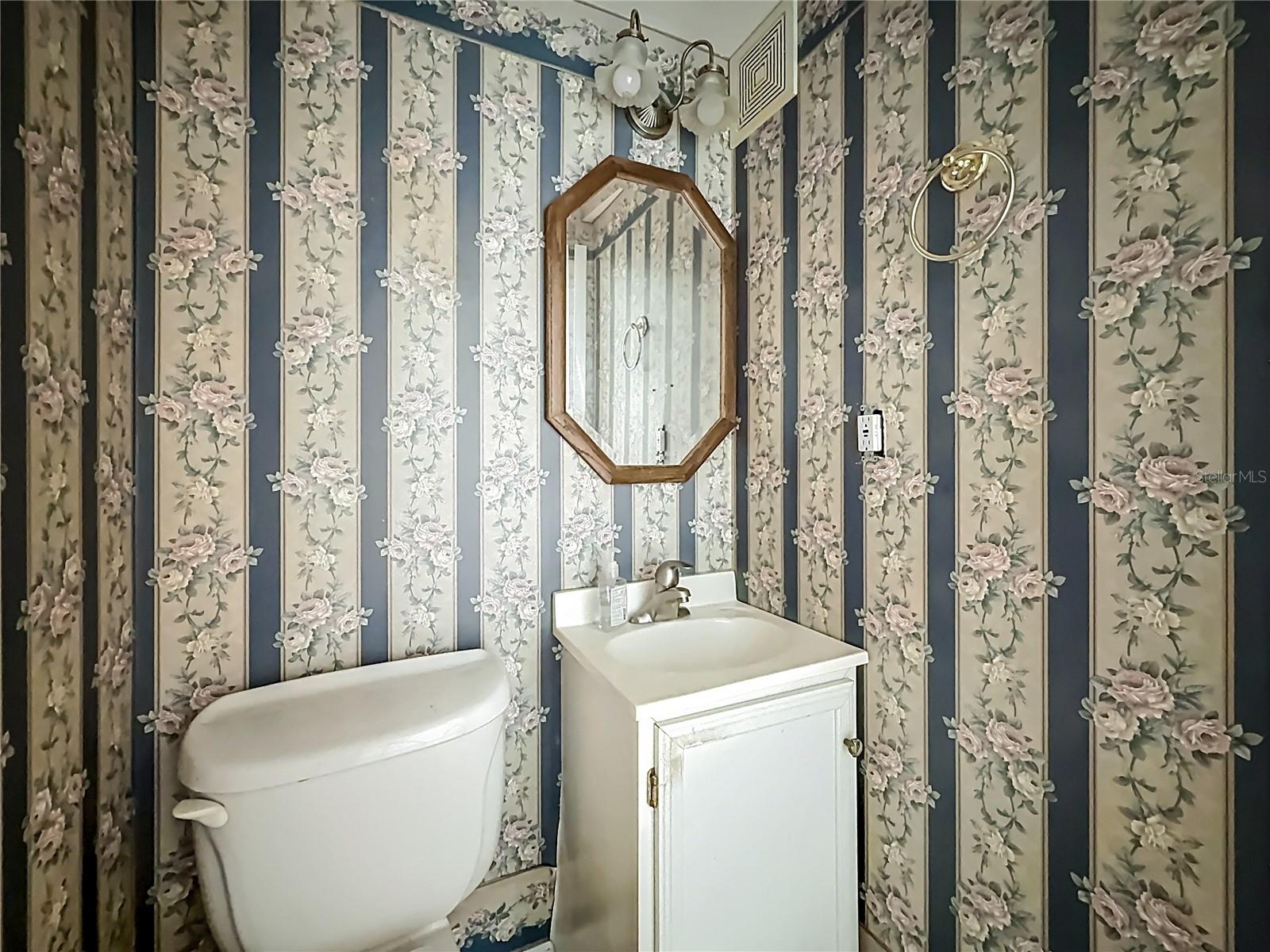 1518 DAWN HEIGHTS DR, LAKELAND, FL, 33801