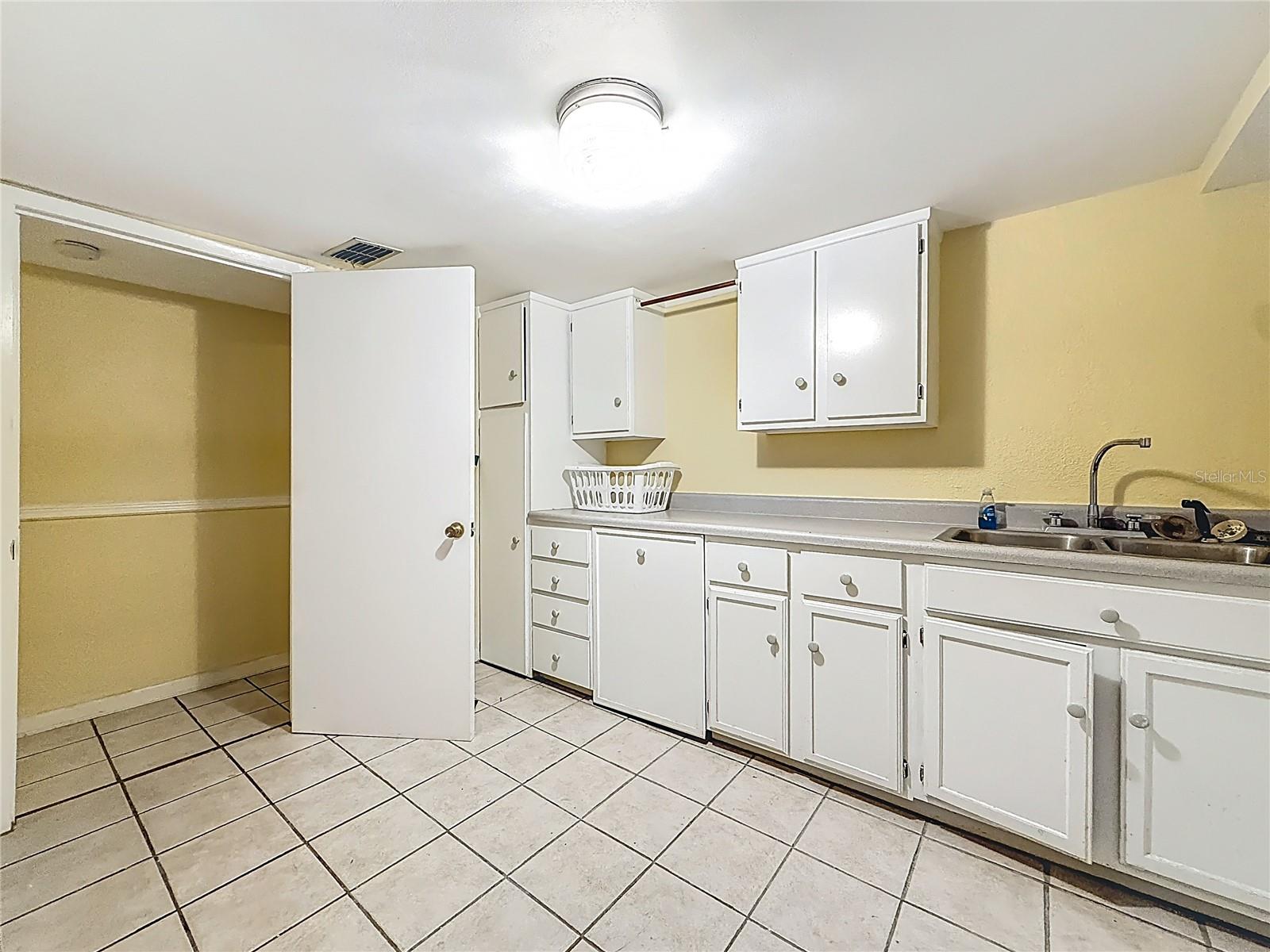 1518 DAWN HEIGHTS DR, LAKELAND, FL, 33801