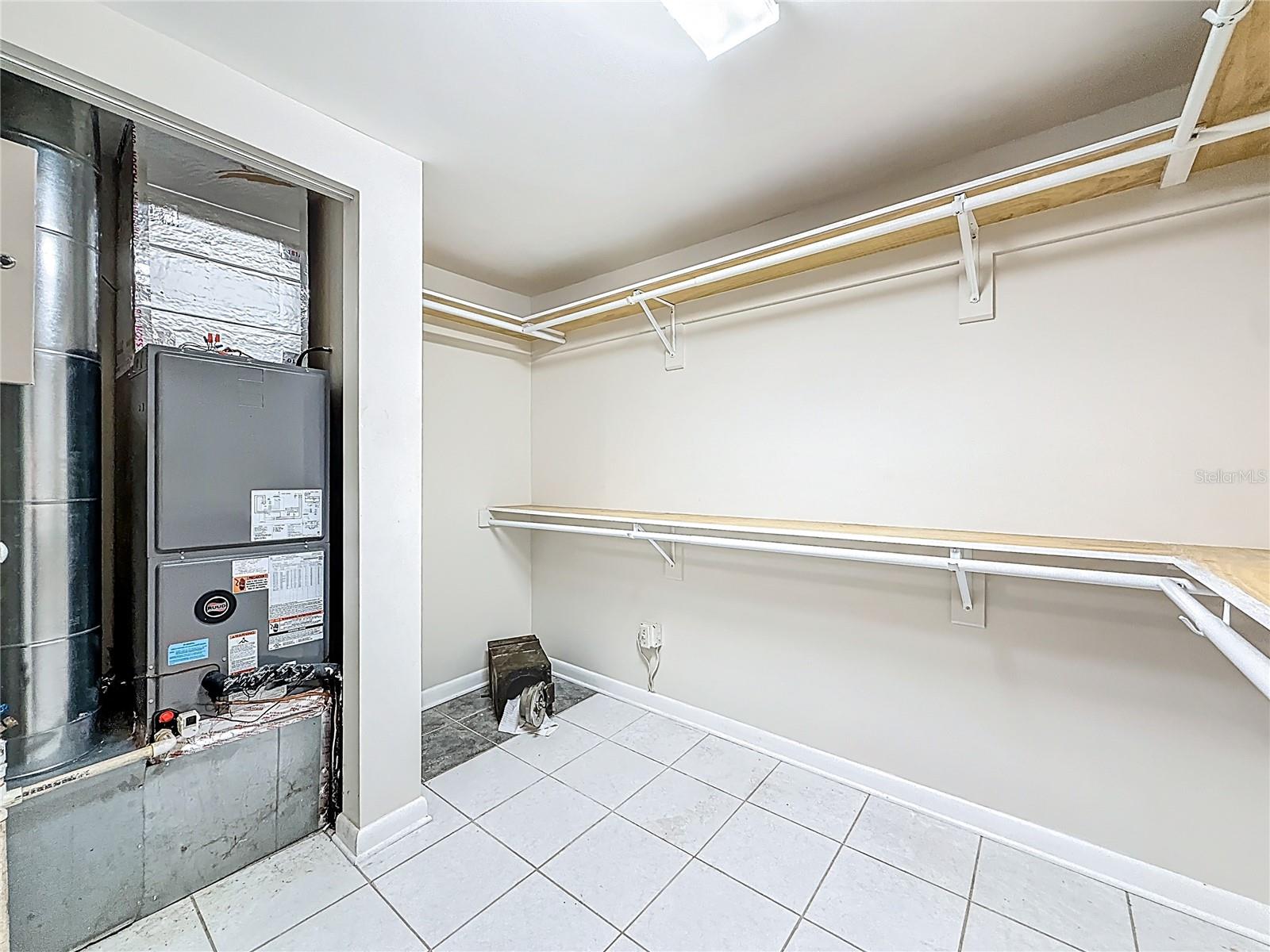 1518 DAWN HEIGHTS DR, LAKELAND, FL, 33801