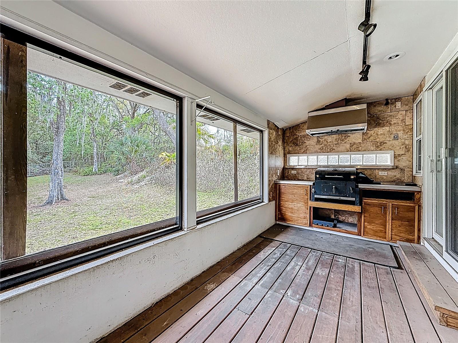 1518 DAWN HEIGHTS DR, LAKELAND, FL, 33801