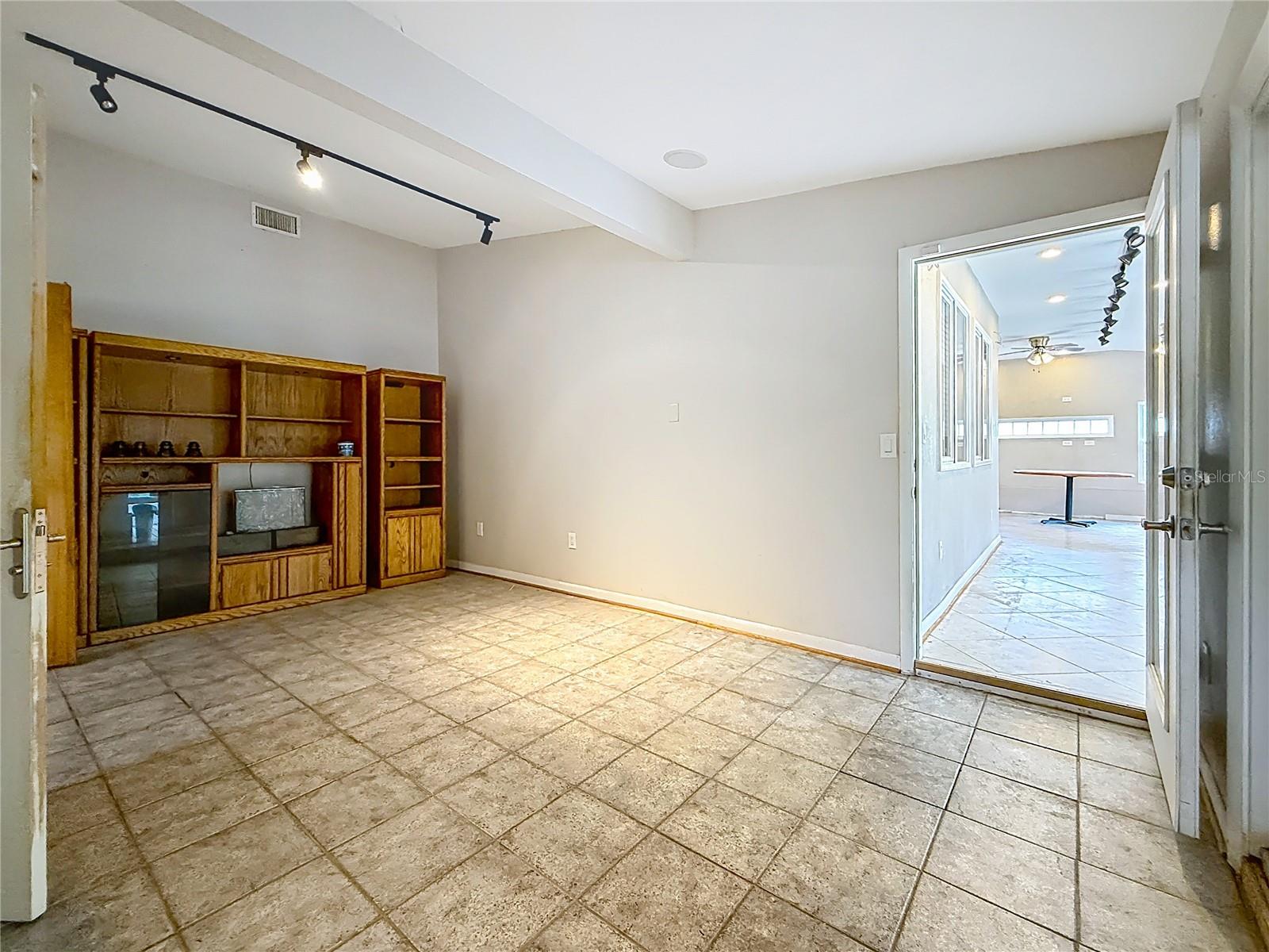 1518 DAWN HEIGHTS DR, LAKELAND, FL, 33801