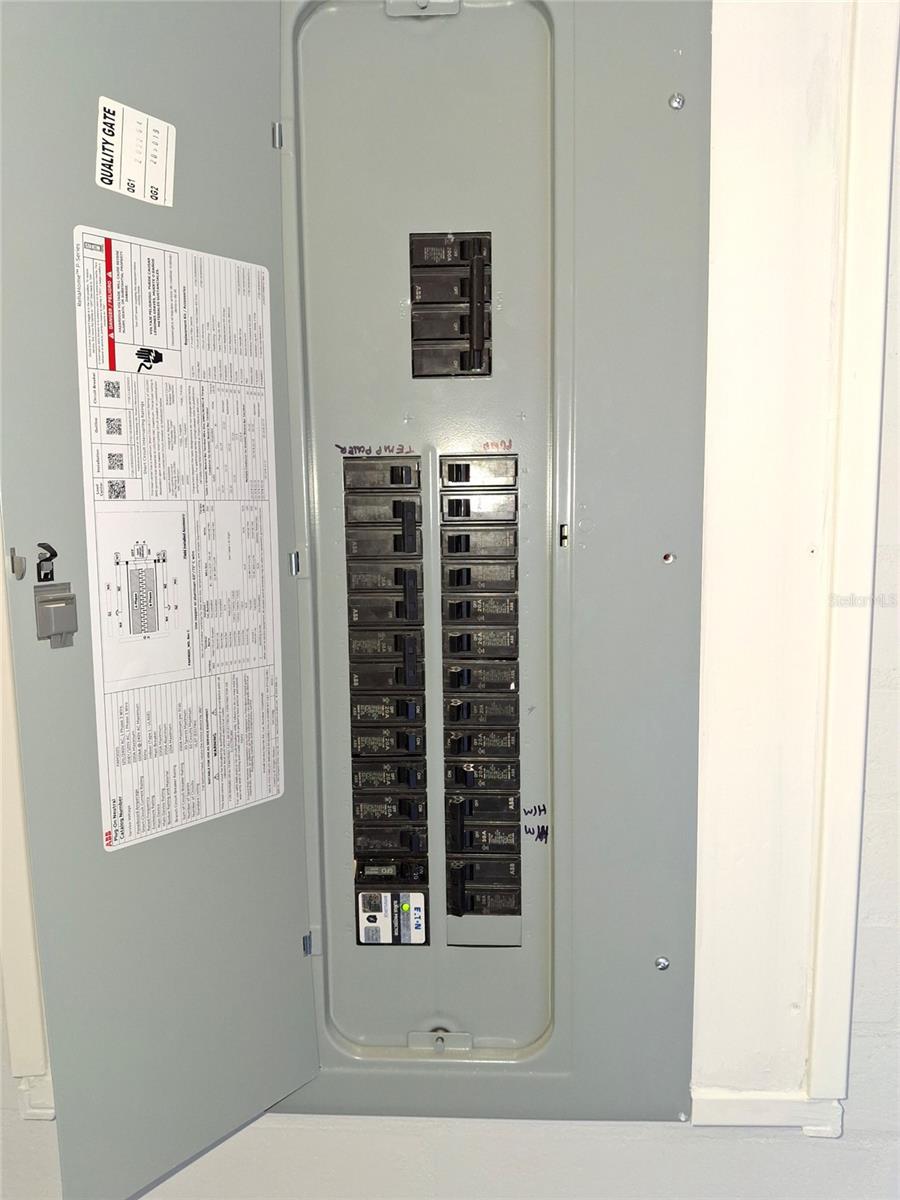 2028 SABAL PALM DR, EDGEWATER, FL, 32141