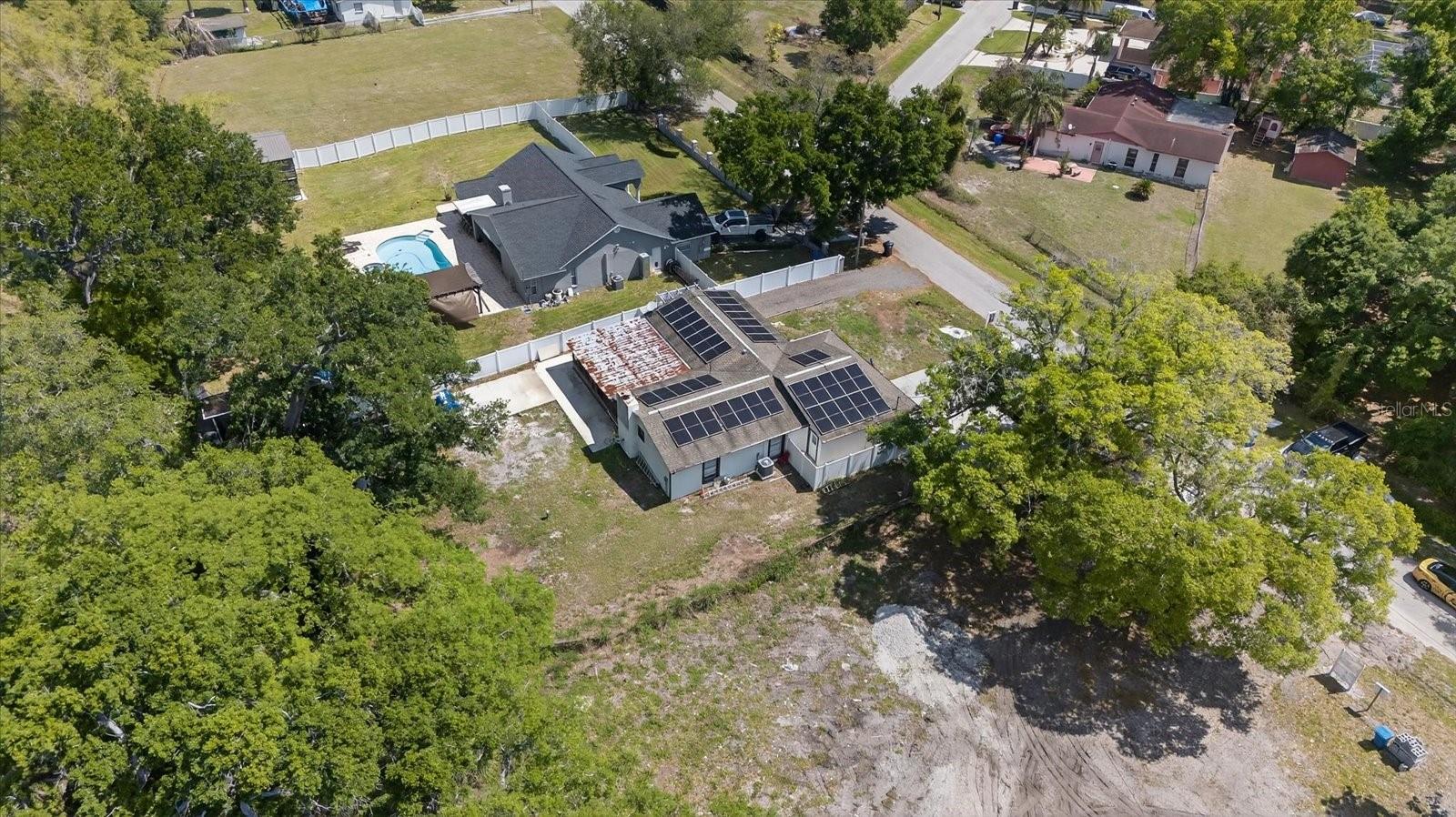 6816 E CREEK DR, TAMPA, FL, 33615