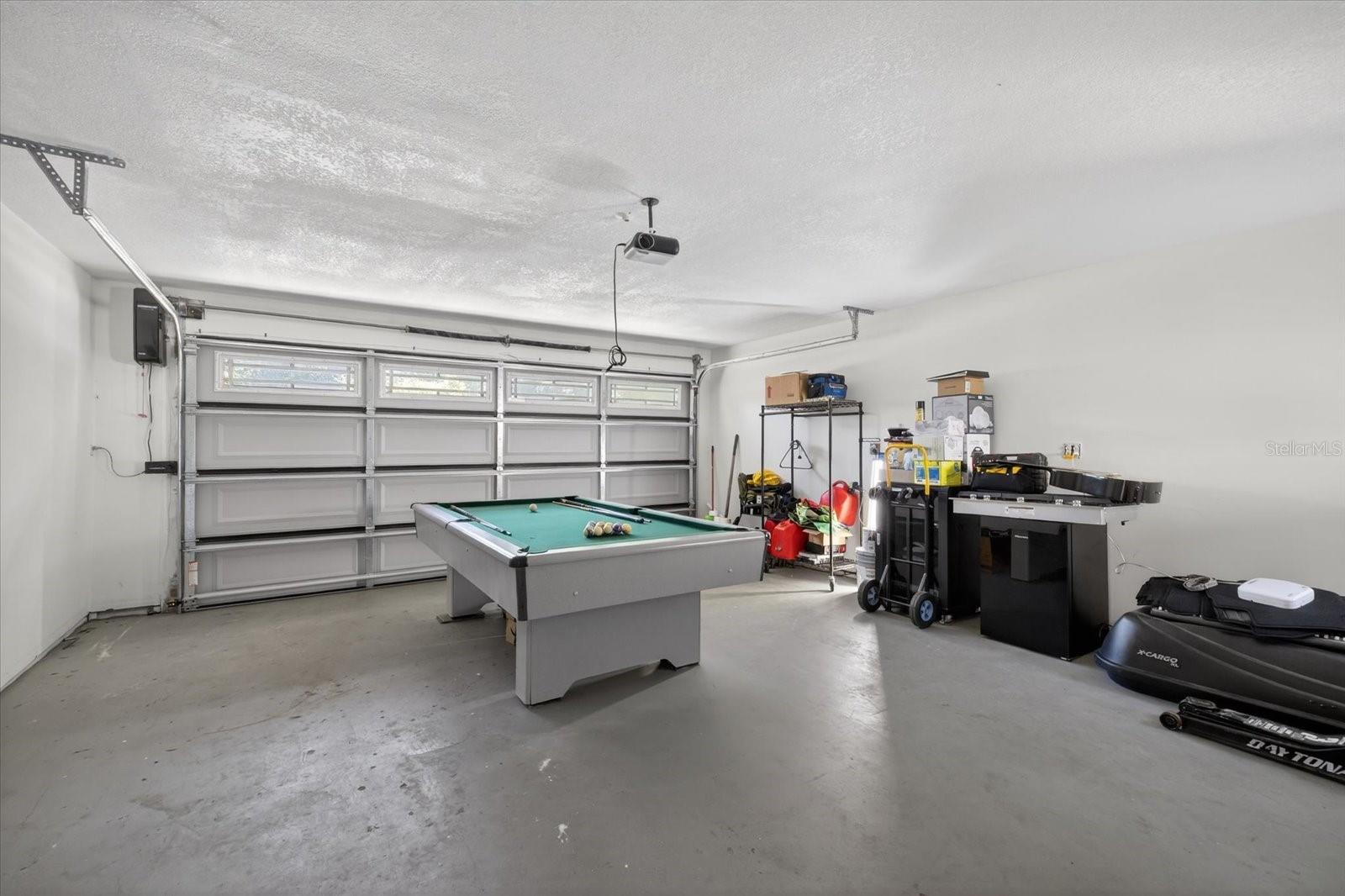 6816 E CREEK DR, TAMPA, FL, 33615