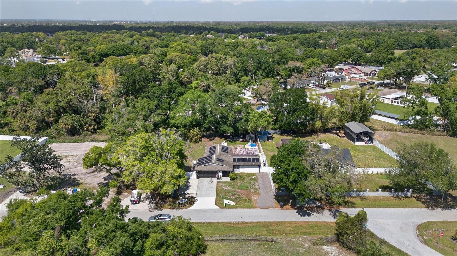 6816 E CREEK DR, TAMPA, FL, 33615