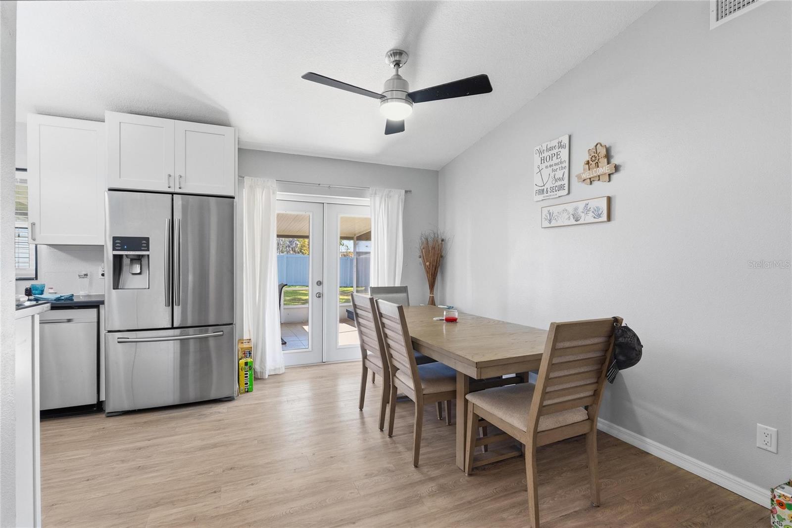 3035 QUEEN PALM DR, EDGEWATER, FL, 32141