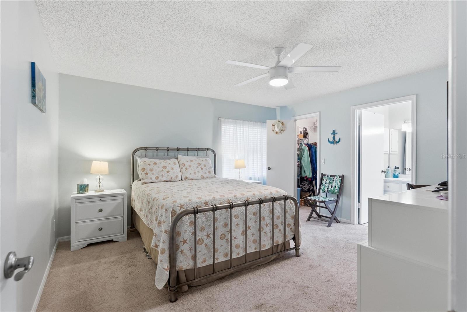 3035 QUEEN PALM DR, EDGEWATER, FL, 32141