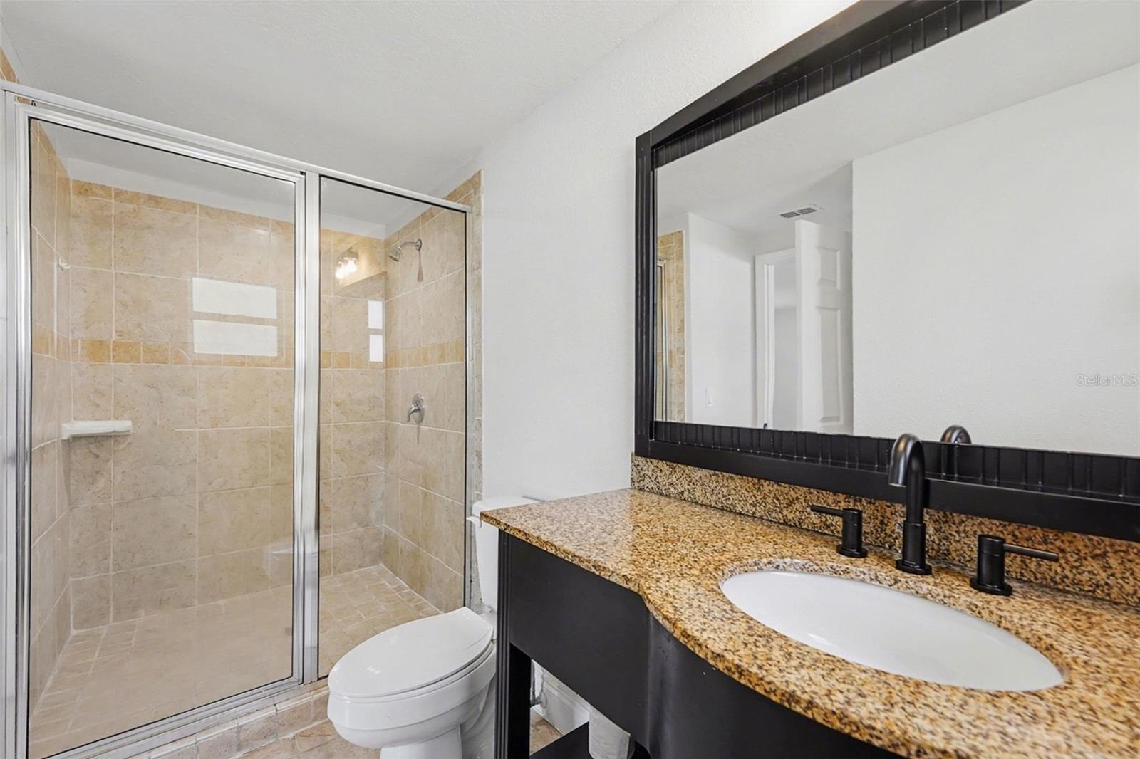 8907 LEEWARD DR, TAMPA, FL, 33634