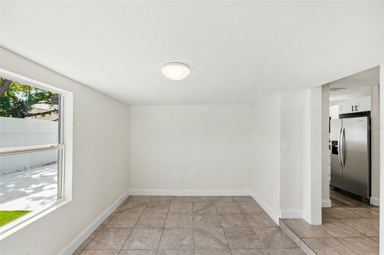 8907 LEEWARD DR, TAMPA, FL, 33634