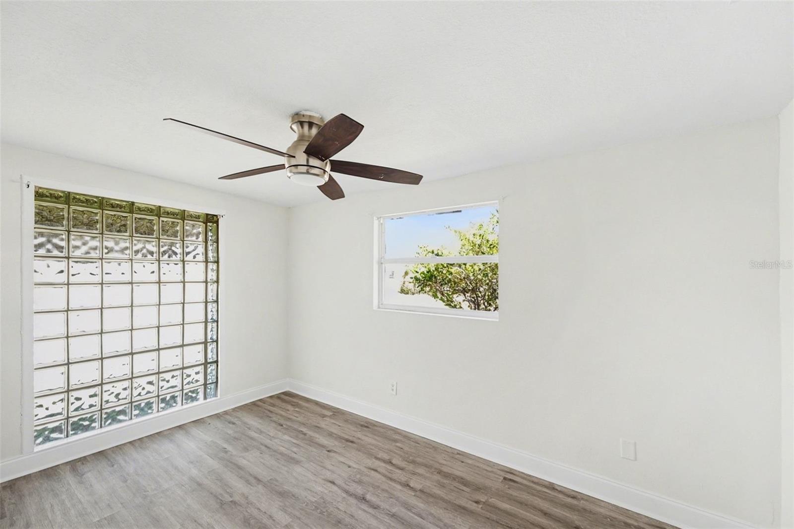 8907 LEEWARD DR, TAMPA, FL, 33634