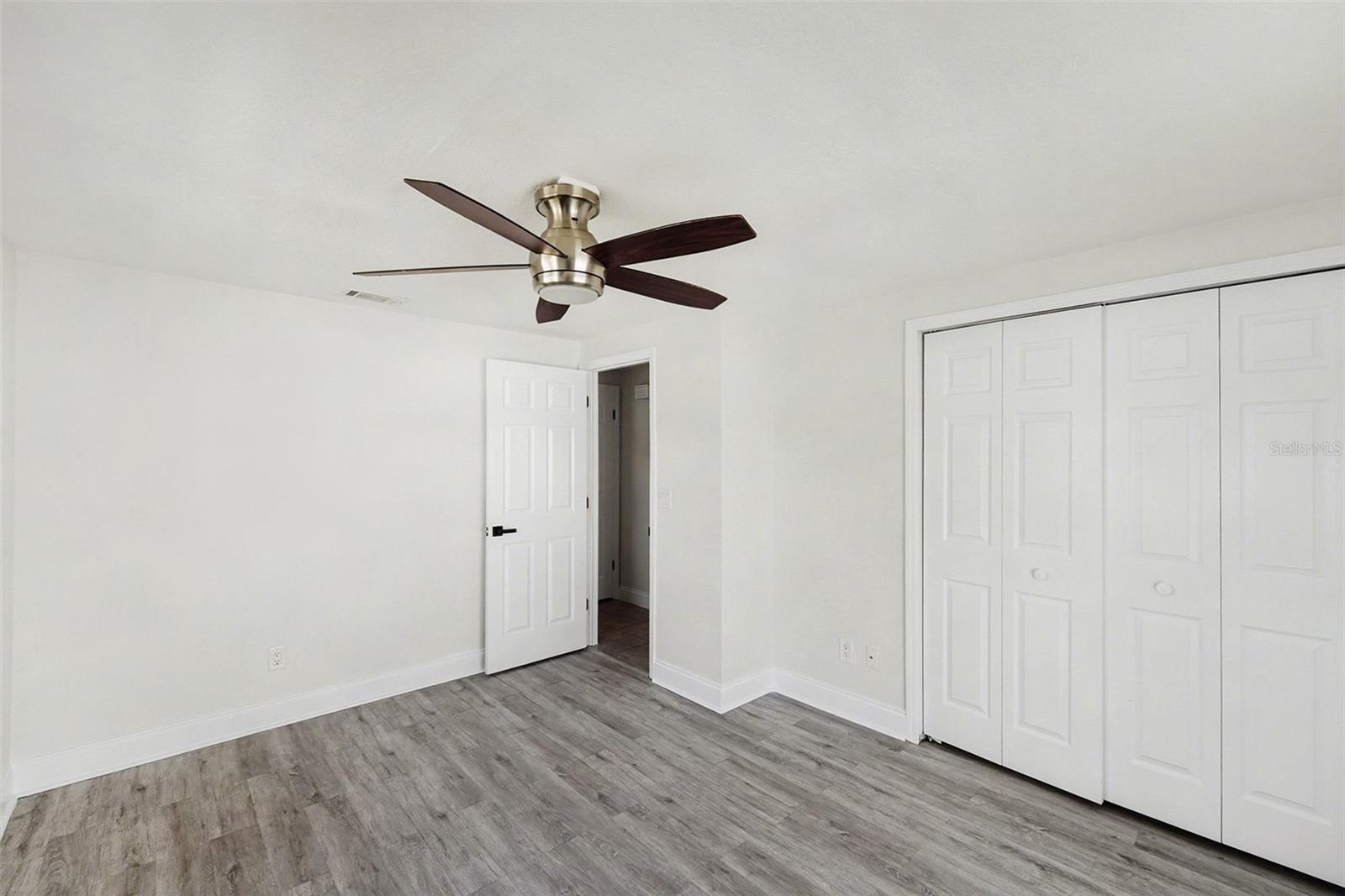 8907 LEEWARD DR, TAMPA, FL, 33634