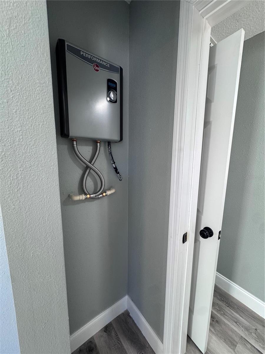 1121 EDITH AVE, LAKELAND, FL, 33805