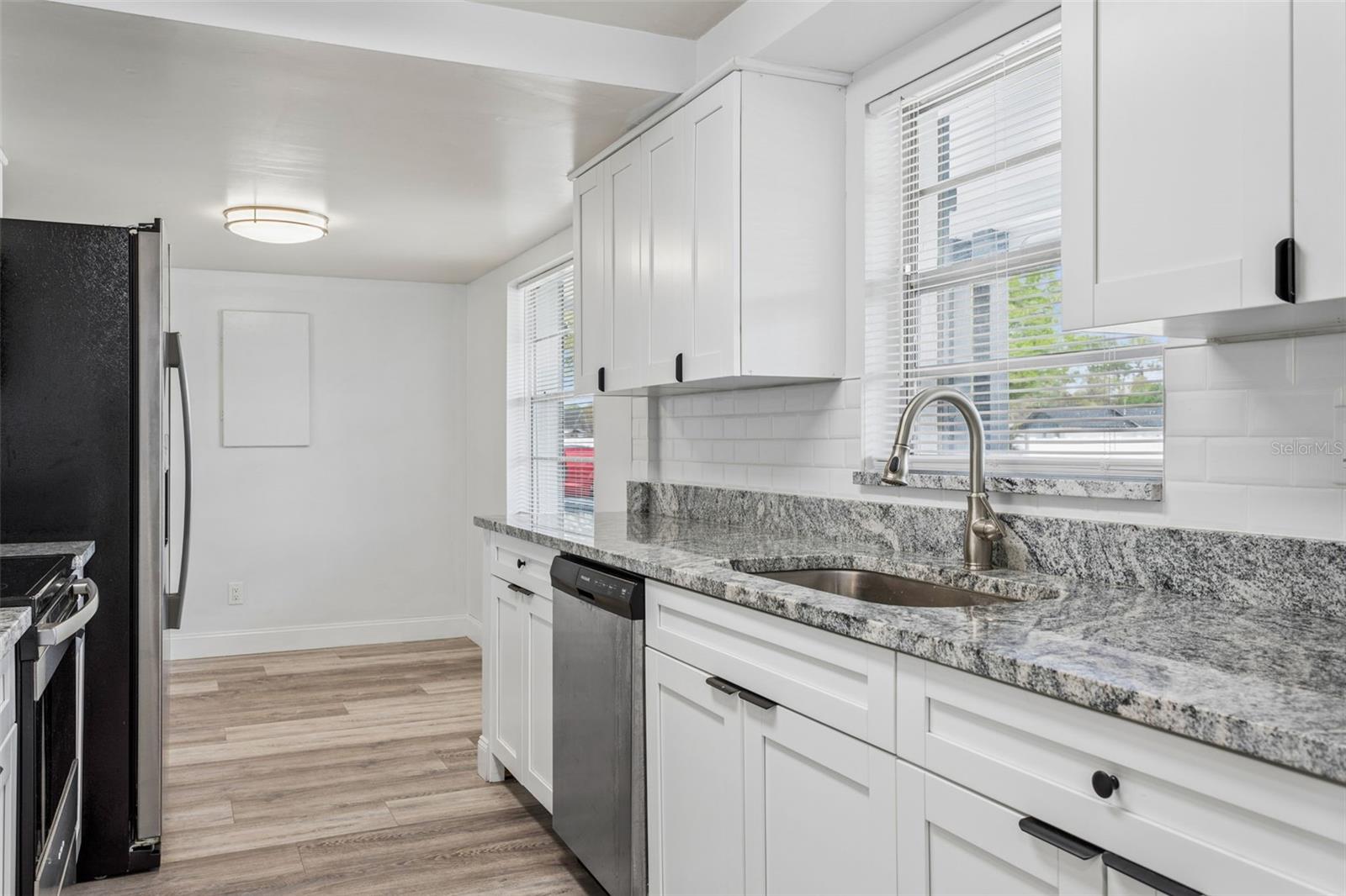 9007 TREE VALLEY CIR, TAMPA, FL, 33615