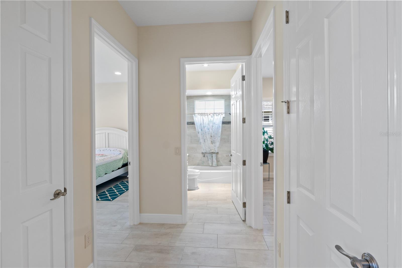 5845 STORMS AVE, THE VILLAGES, FL, 32163