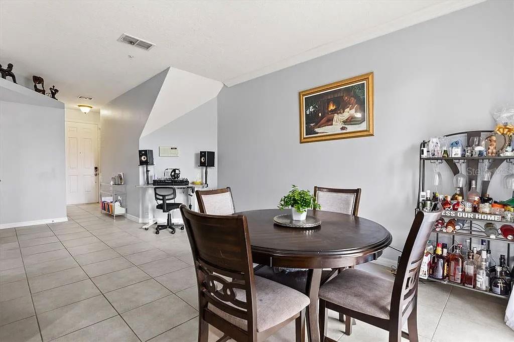 662 FORTANINI CIR, OCOEE, FL, 34761