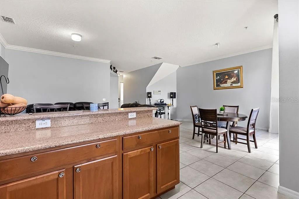 662 FORTANINI CIR, OCOEE, FL, 34761