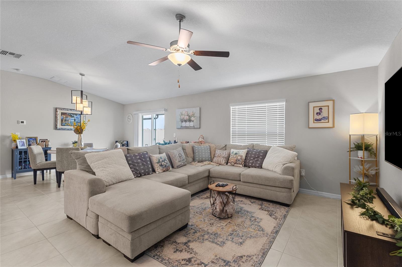 5426 BLUE AZURE DR, WIMAUMA, FL, 33598