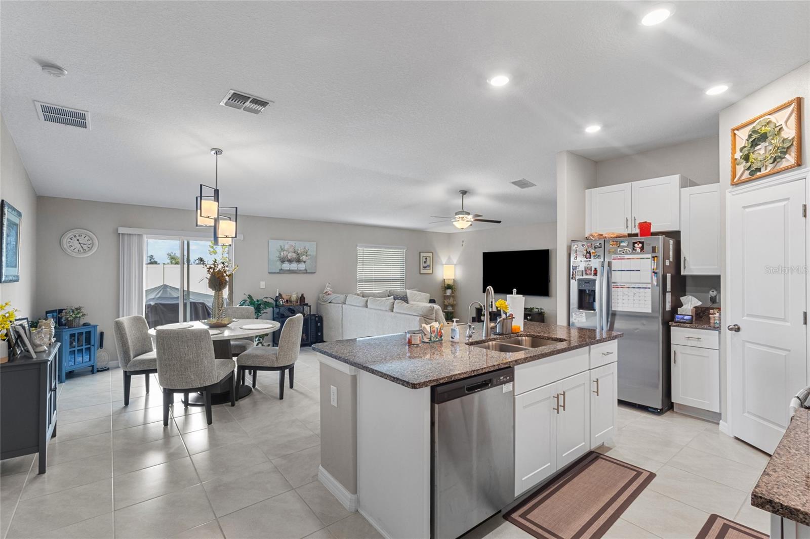 5426 BLUE AZURE DR, WIMAUMA, FL, 33598