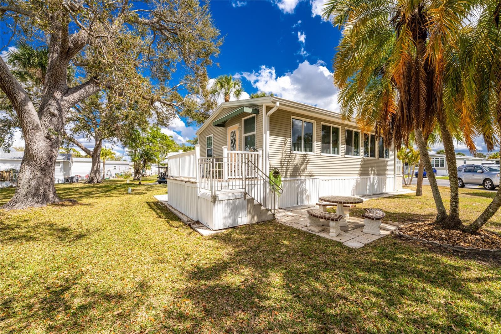 50 CROWN POINT DR, NOKOMIS, FL, 34275