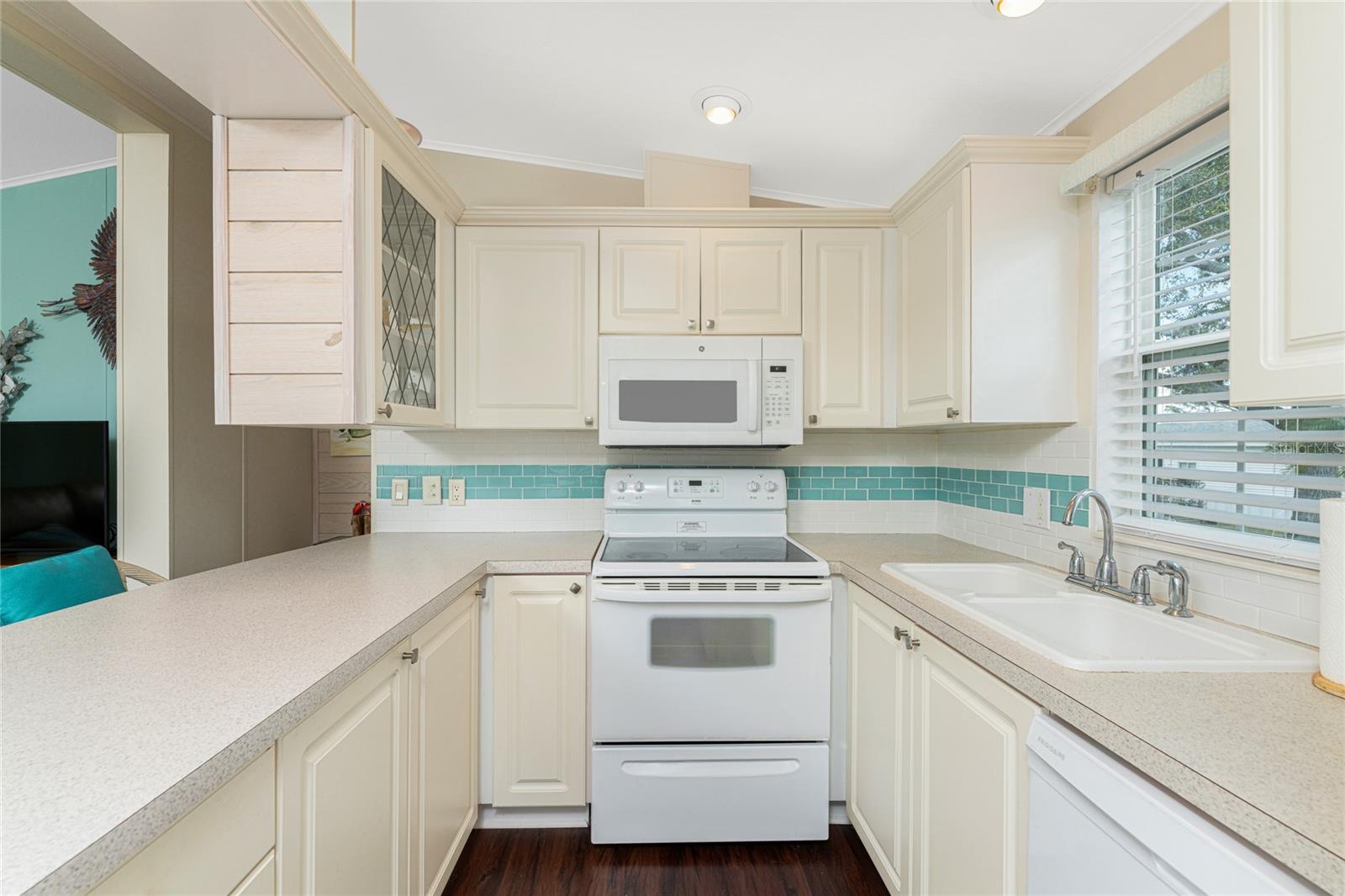 50 CROWN POINT DR, NOKOMIS, FL, 34275