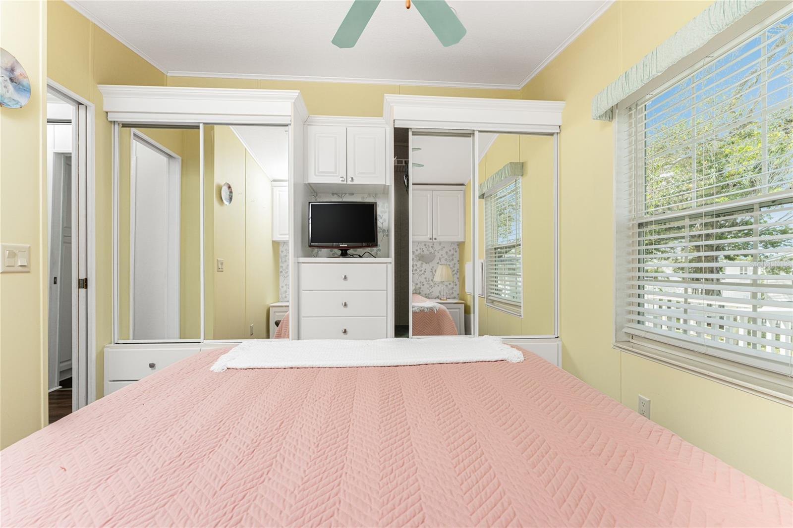 50 CROWN POINT DR, NOKOMIS, FL, 34275