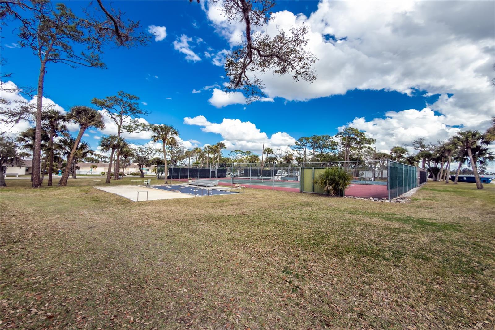 50 CROWN POINT DR, NOKOMIS, FL, 34275