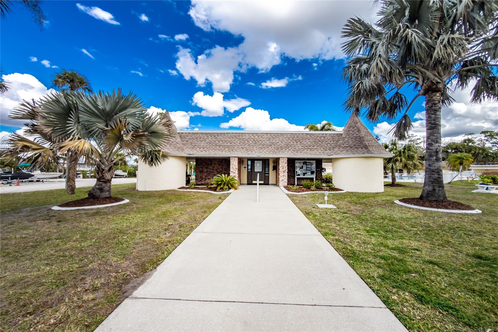 50 CROWN POINT DR, NOKOMIS, FL, 34275