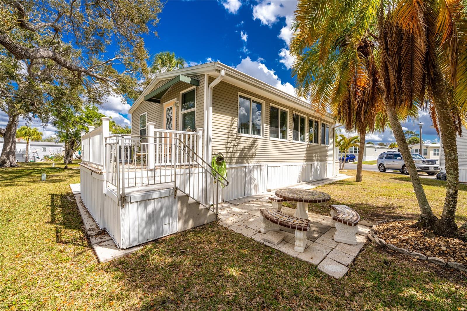 50 CROWN POINT DR, NOKOMIS, FL, 34275