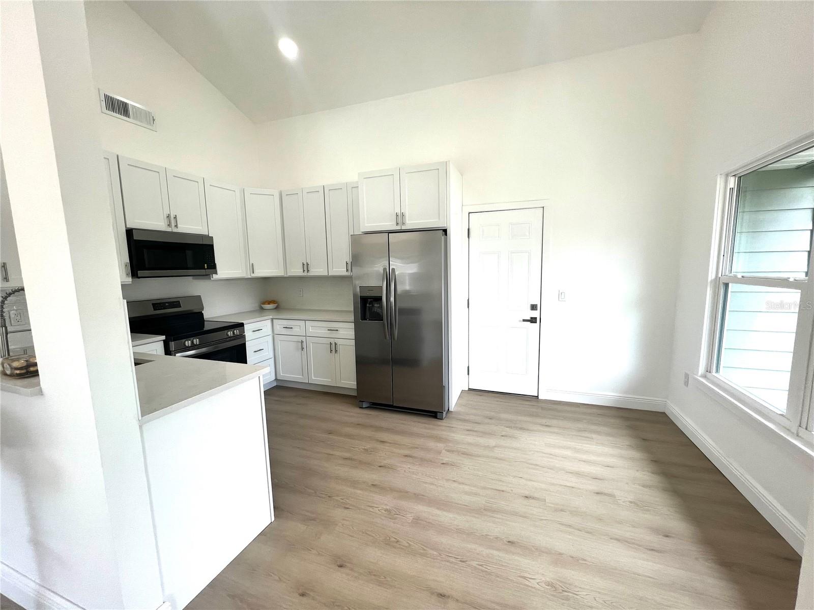 3832 PEBBLE CT, PALM HARBOR, FL, 34684