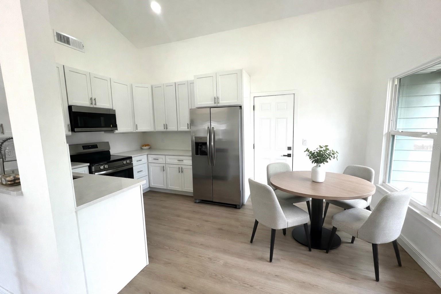 3832 PEBBLE CT, PALM HARBOR, FL, 34684