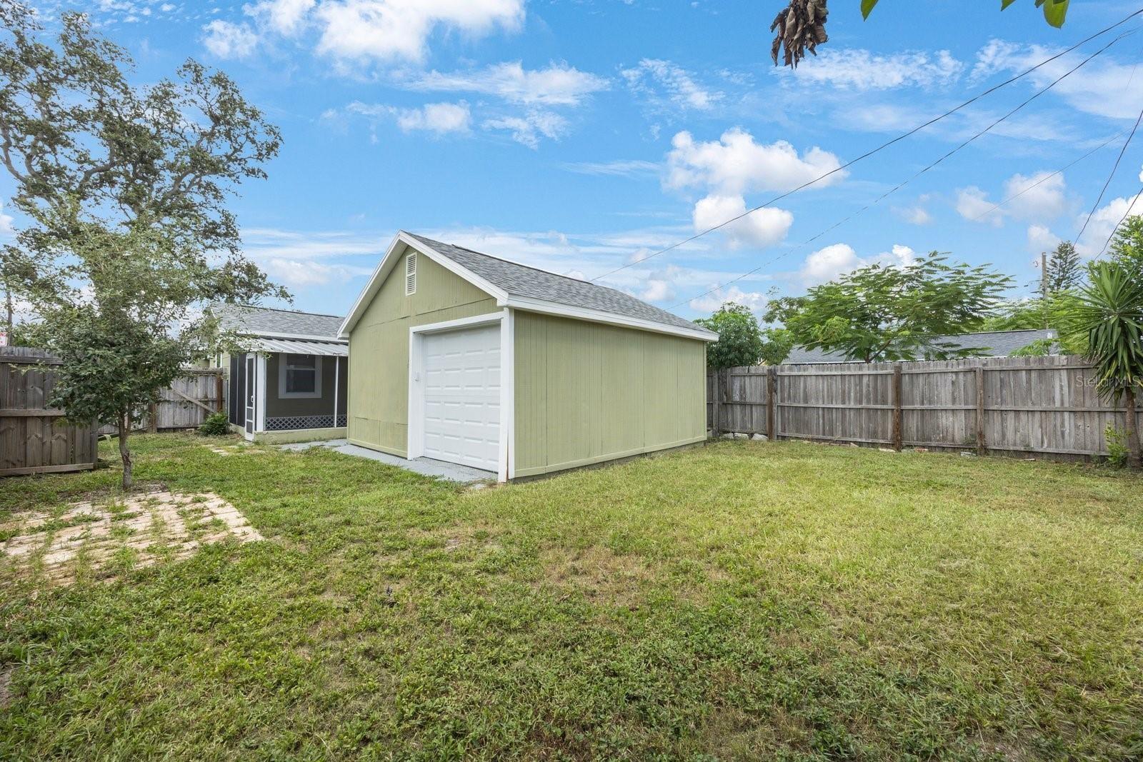 1160 36TH AVE N, ST PETERSBURG, FL, 33704