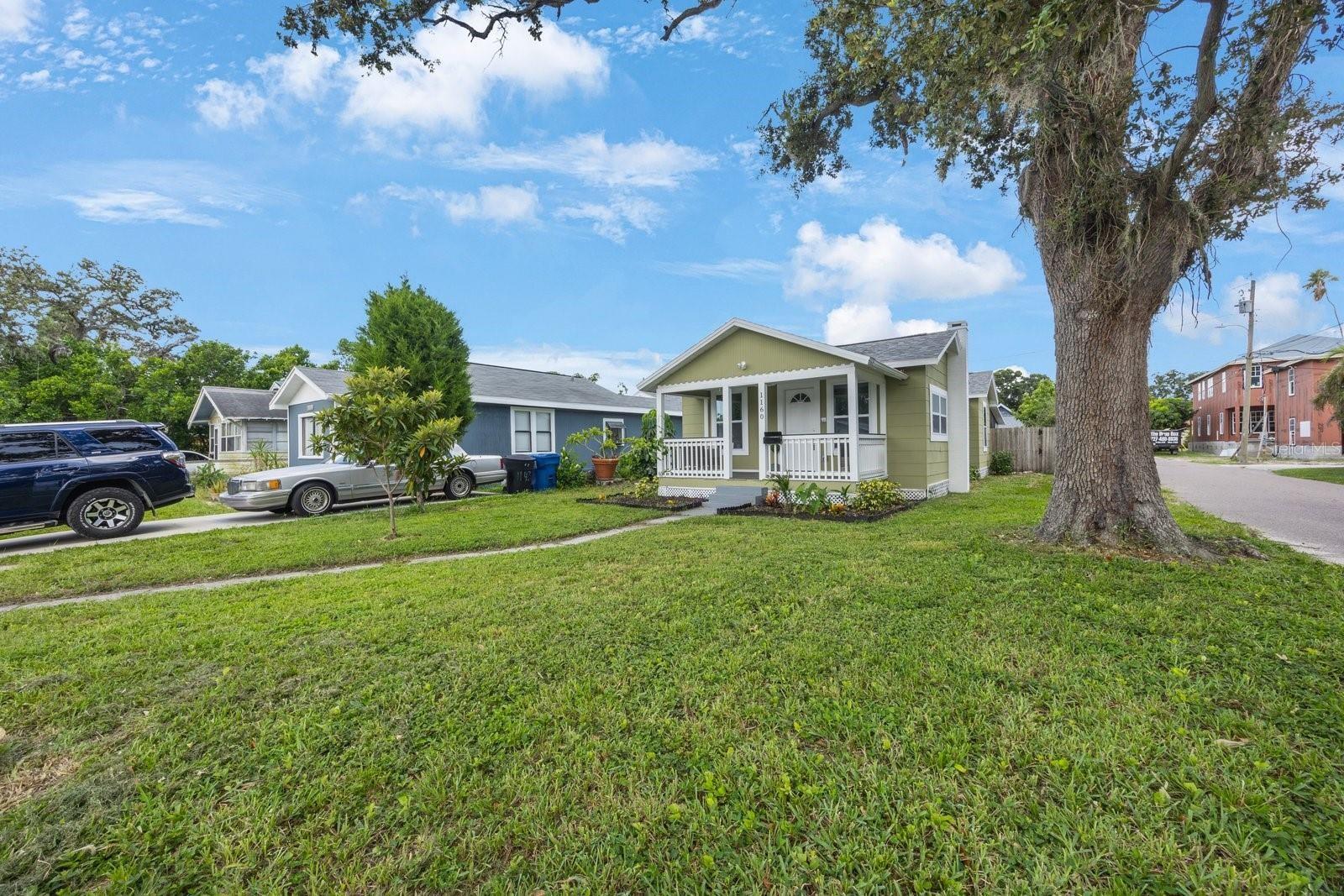 1160 36TH AVE N, ST PETERSBURG, FL, 33704