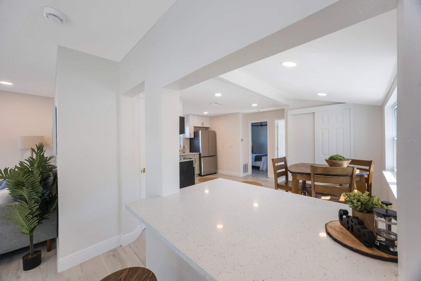 1160 36TH AVE N, ST PETERSBURG, FL, 33704