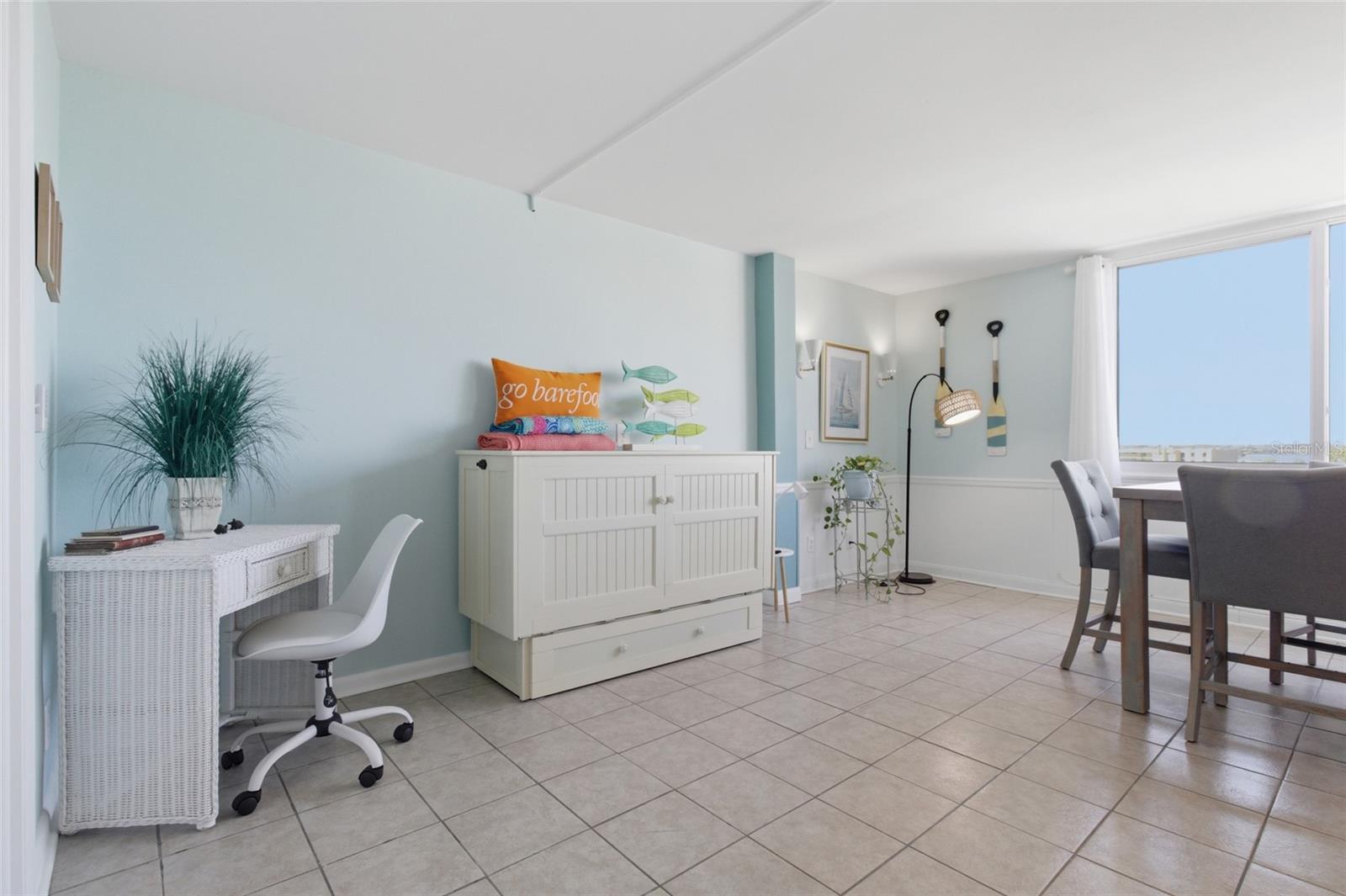 Spacious Living / Dining area, space for desk and bed or murphy bed