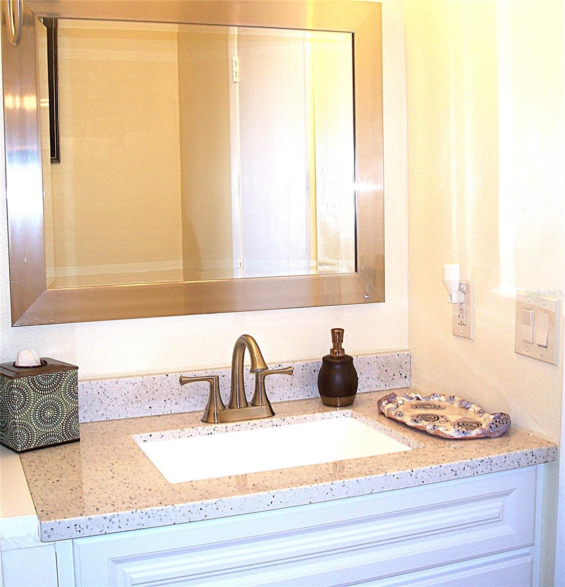 3808 N OAK DR #U42, TAMPA, FL, 33611