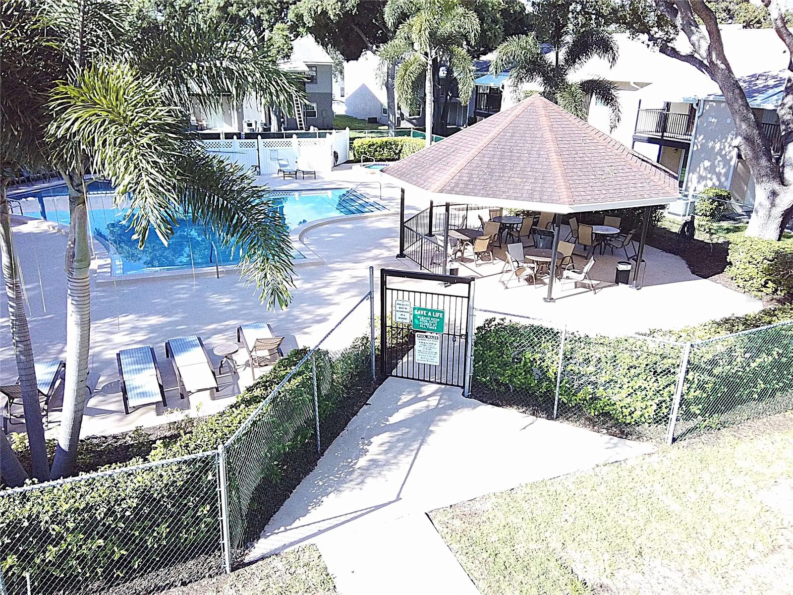 3808 N OAK DR #U42, TAMPA, FL, 33611