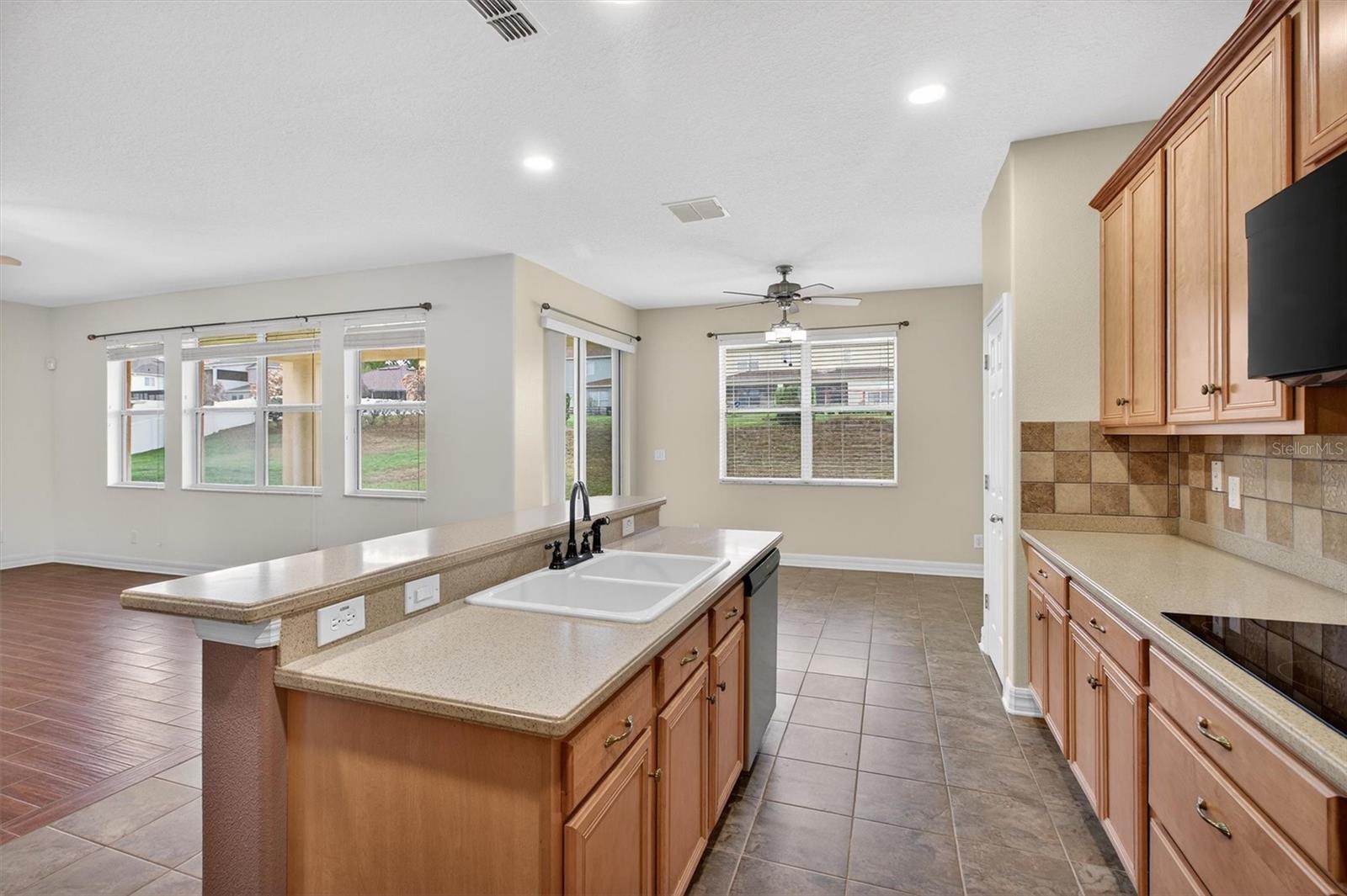 3106 ANQUILLA AVE, CLERMONT, FL, 34711